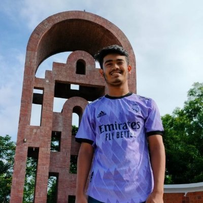 Profile Picture of adnanulimam2002