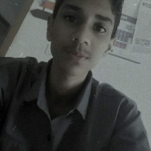 Profile Picture of Alveee
